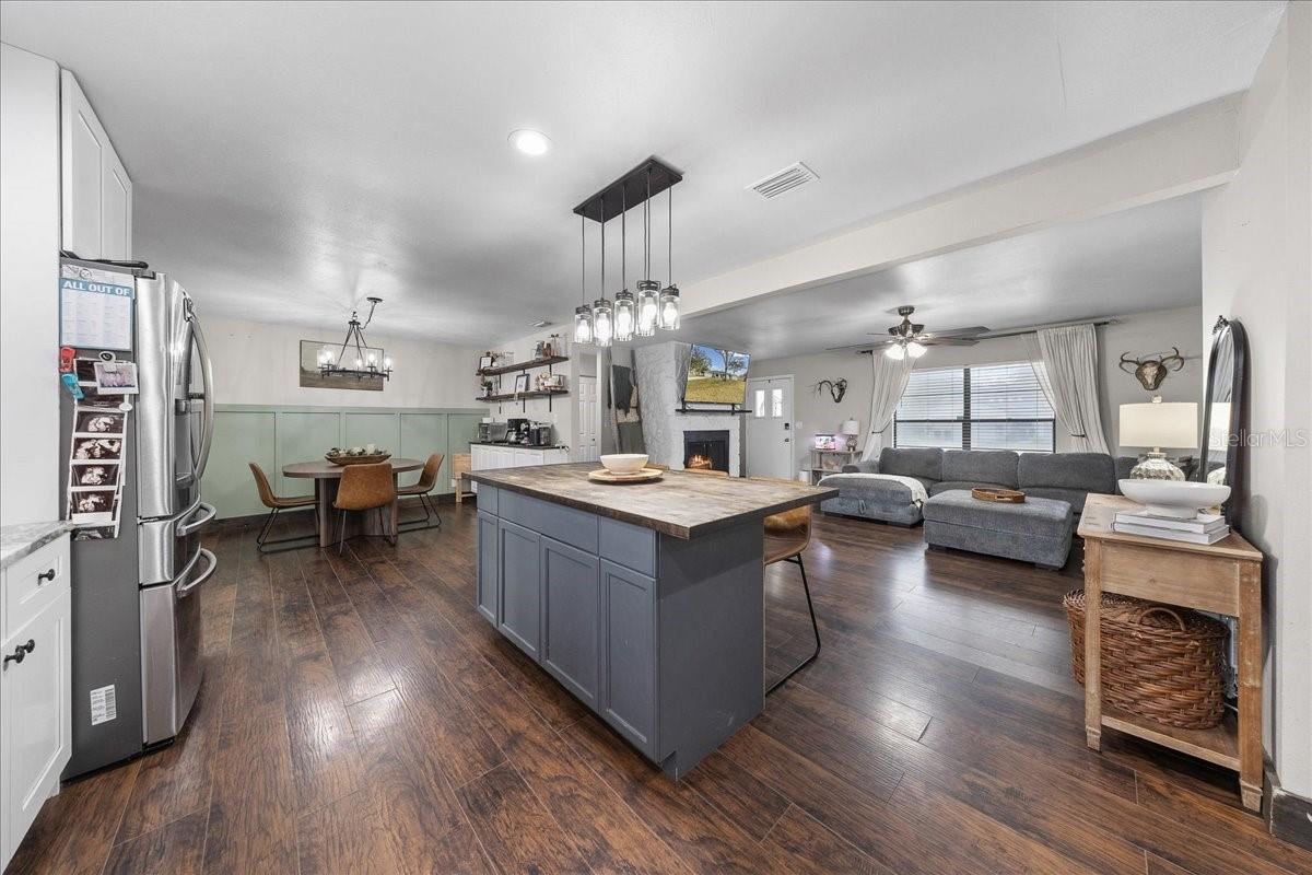 WRIGHT HEIGHTS - Residential