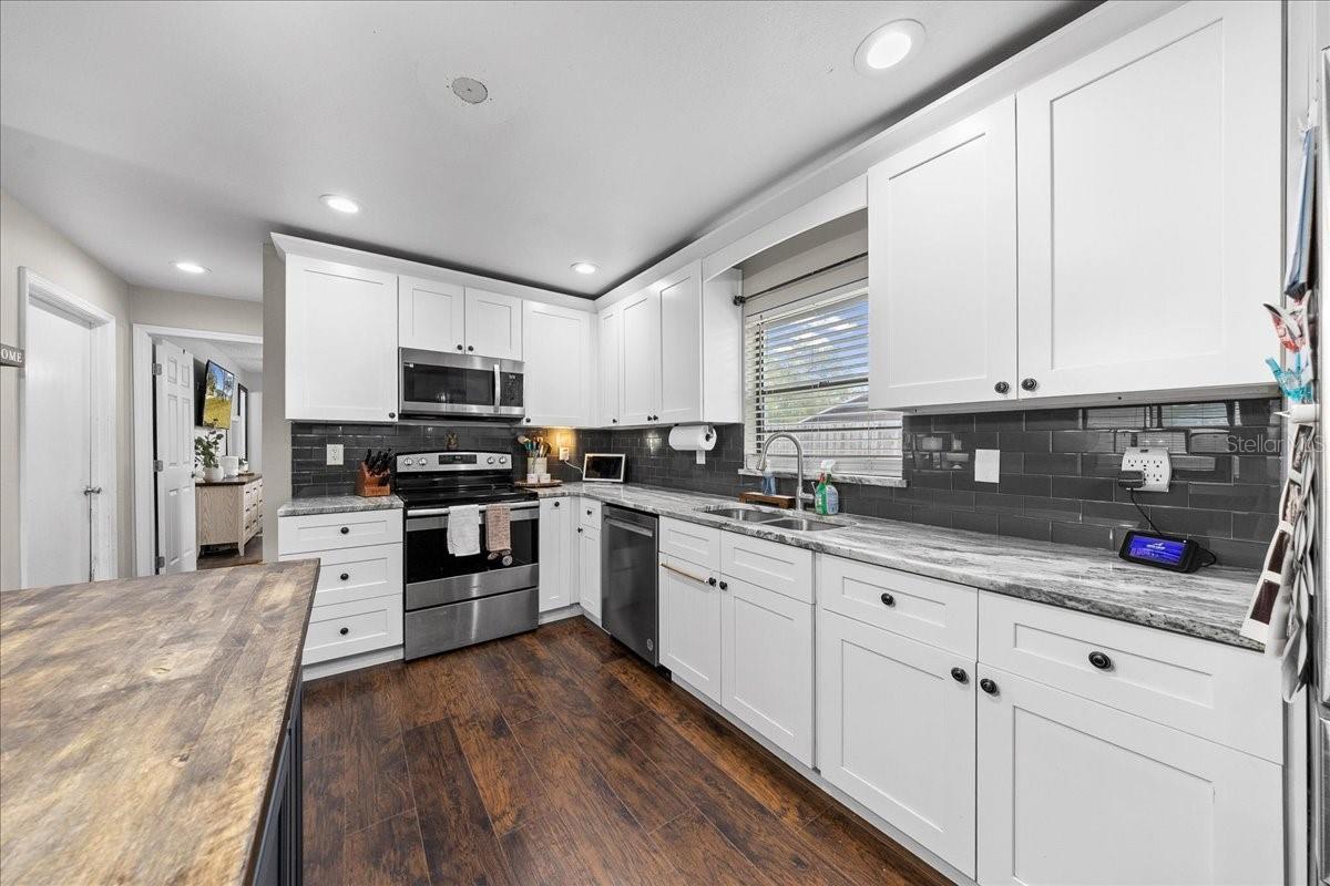 WRIGHT HEIGHTS - Residential