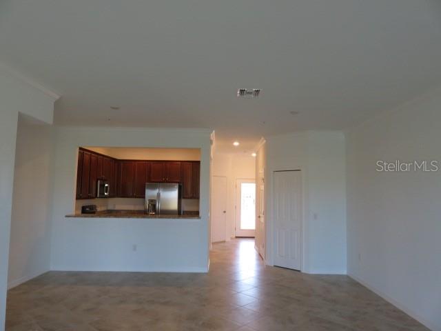 GRAND PARADISO - Residential Lease