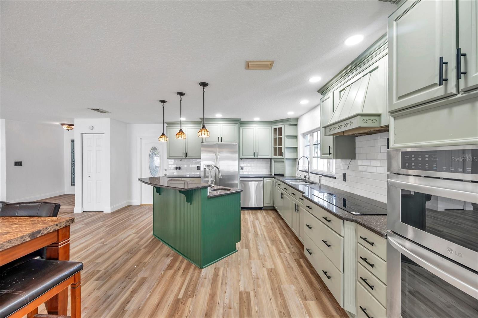 WINDMILL POINTE OF TARPON LAKE - UNIT THREE - Residential Lease