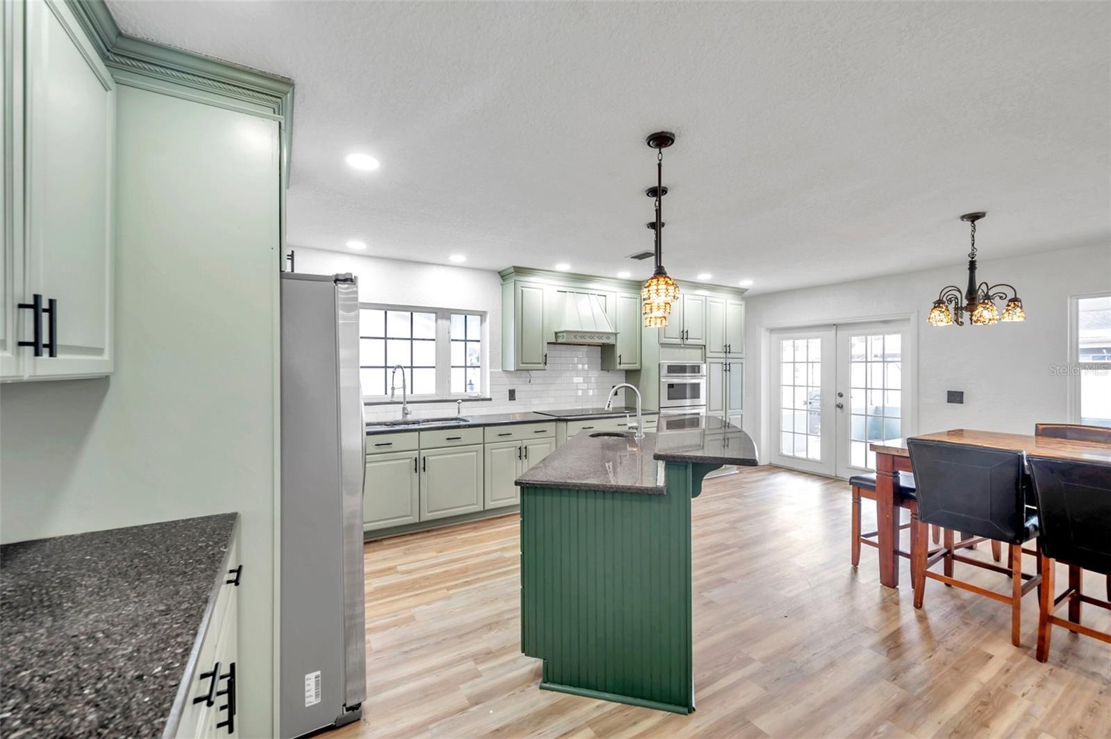 WINDMILL POINTE OF TARPON LAKE - UNIT THREE - Residential Lease