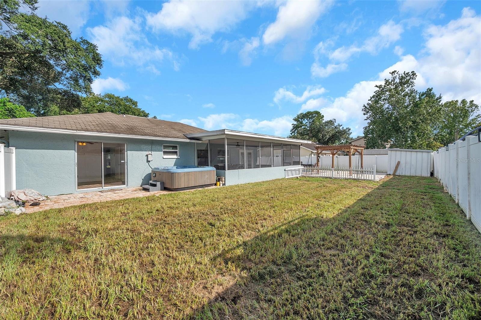 WINDMILL POINTE OF TARPON LAKE - UNIT THREE - Residential Lease