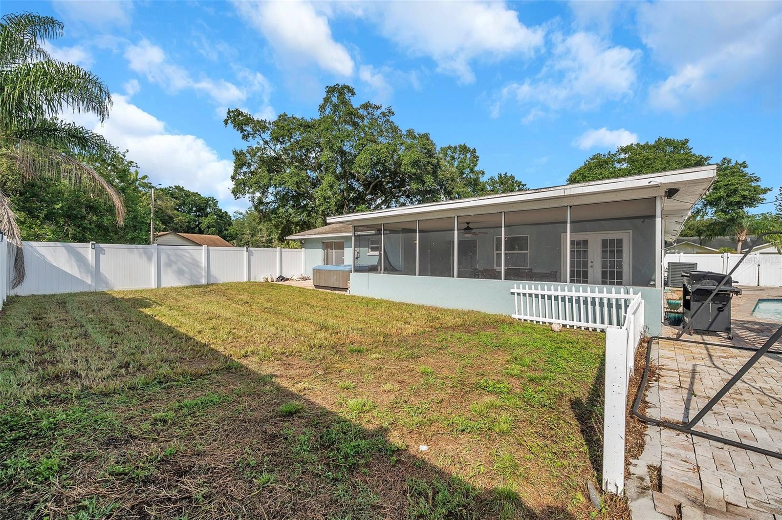 WINDMILL POINTE OF TARPON LAKE - UNIT THREE - Residential Lease