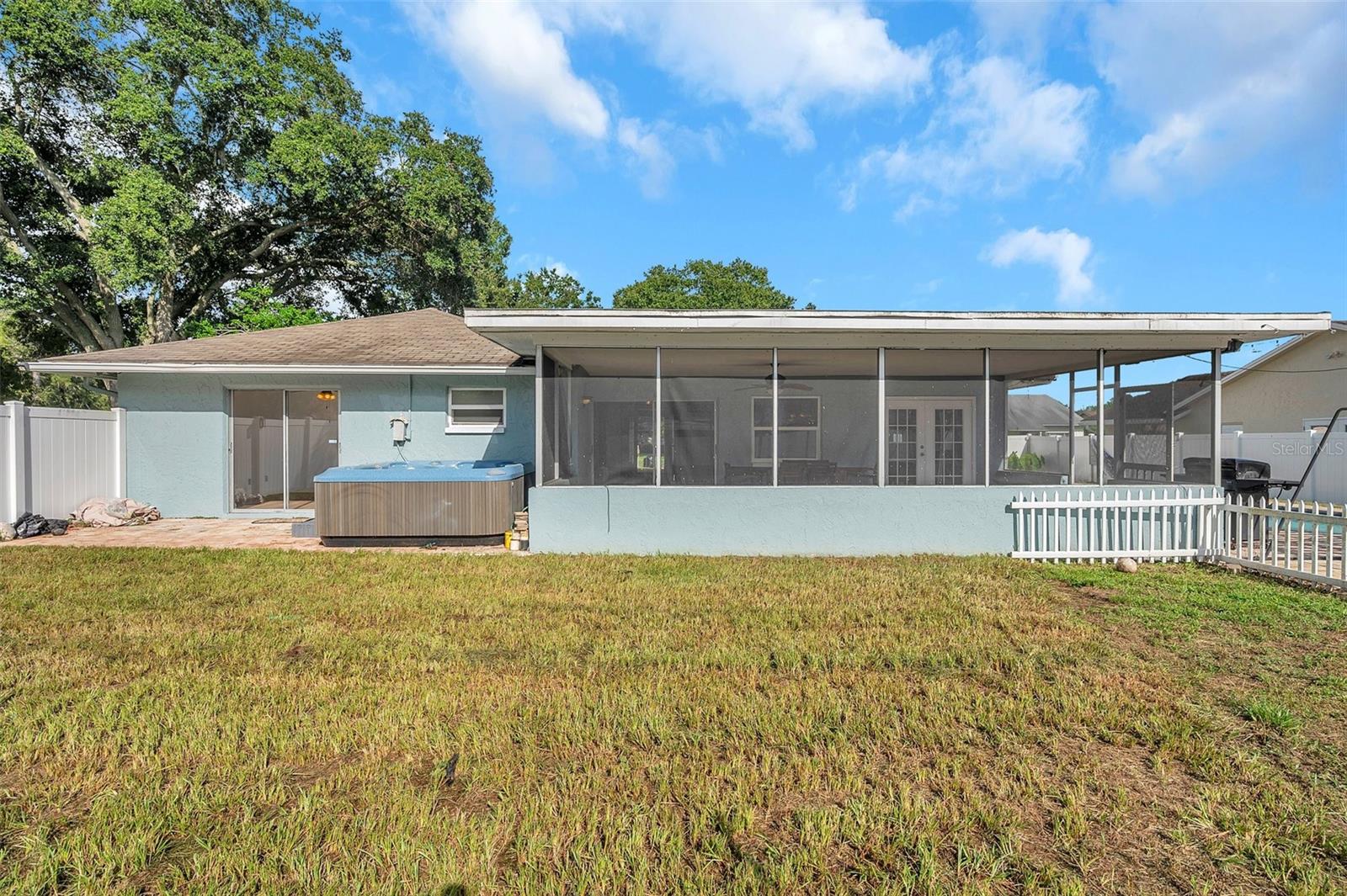 WINDMILL POINTE OF TARPON LAKE - UNIT THREE - Residential Lease