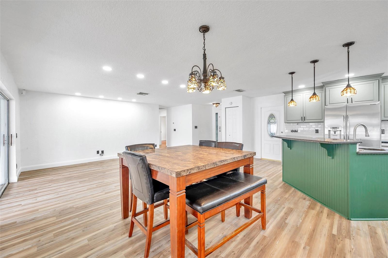 WINDMILL POINTE OF TARPON LAKE - UNIT THREE - Residential Lease