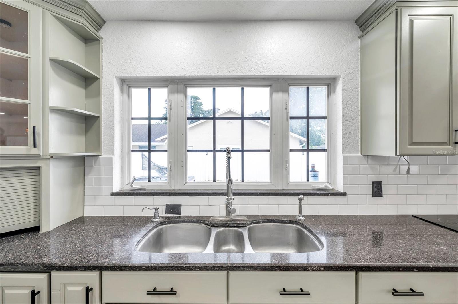 WINDMILL POINTE OF TARPON LAKE - UNIT THREE - Residential Lease