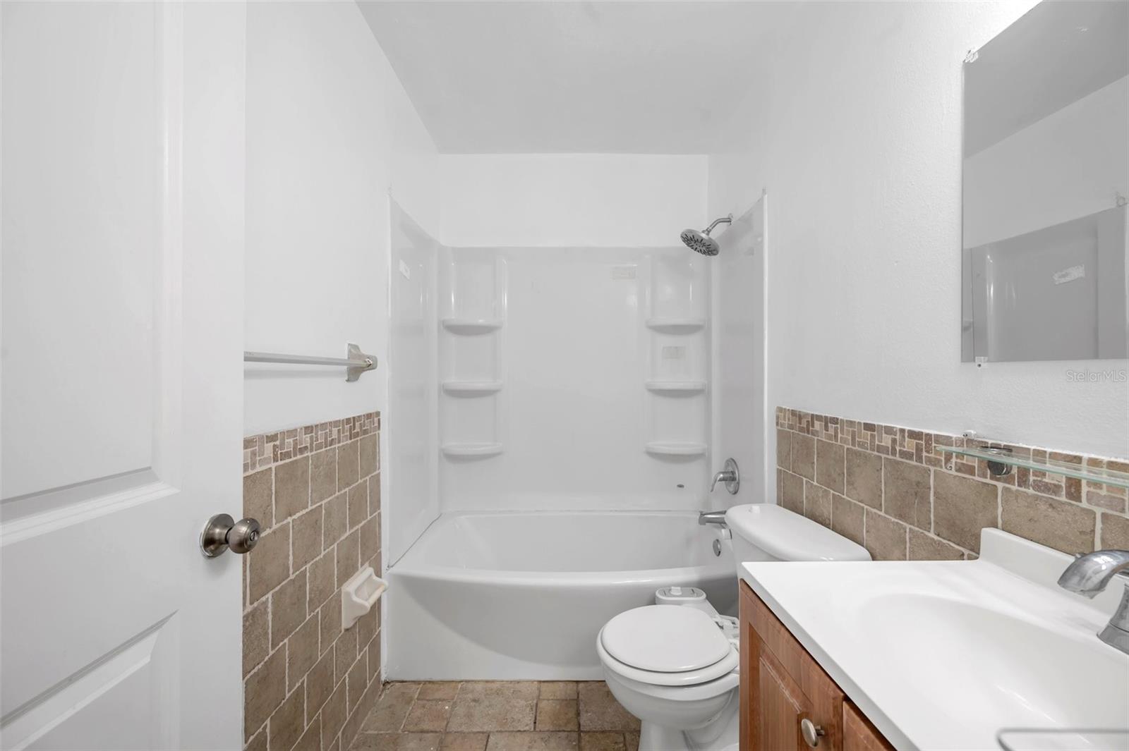 WINDMILL POINTE OF TARPON LAKE - UNIT THREE - Residential Lease