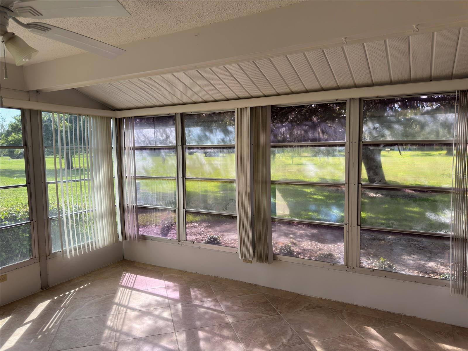 OAKHURST PH II - Residential Lease