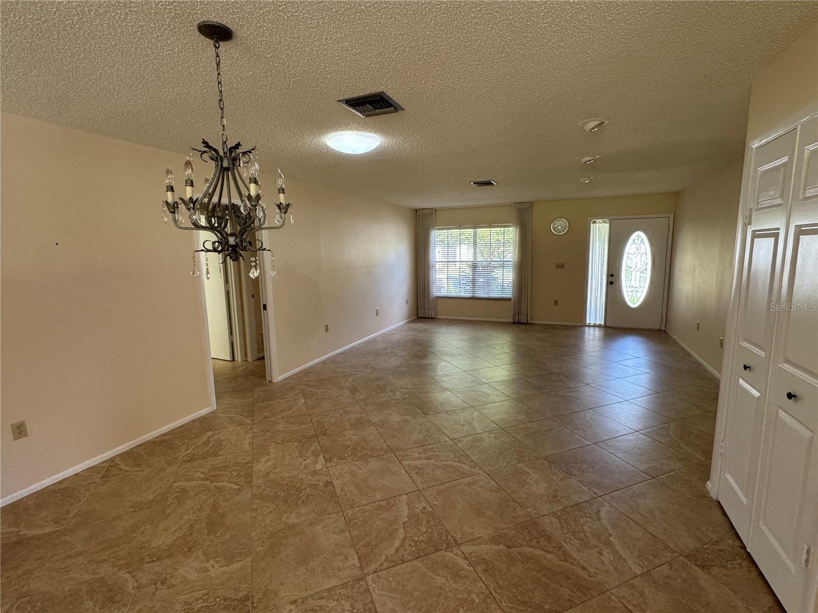 OAKHURST PH II - Residential Lease