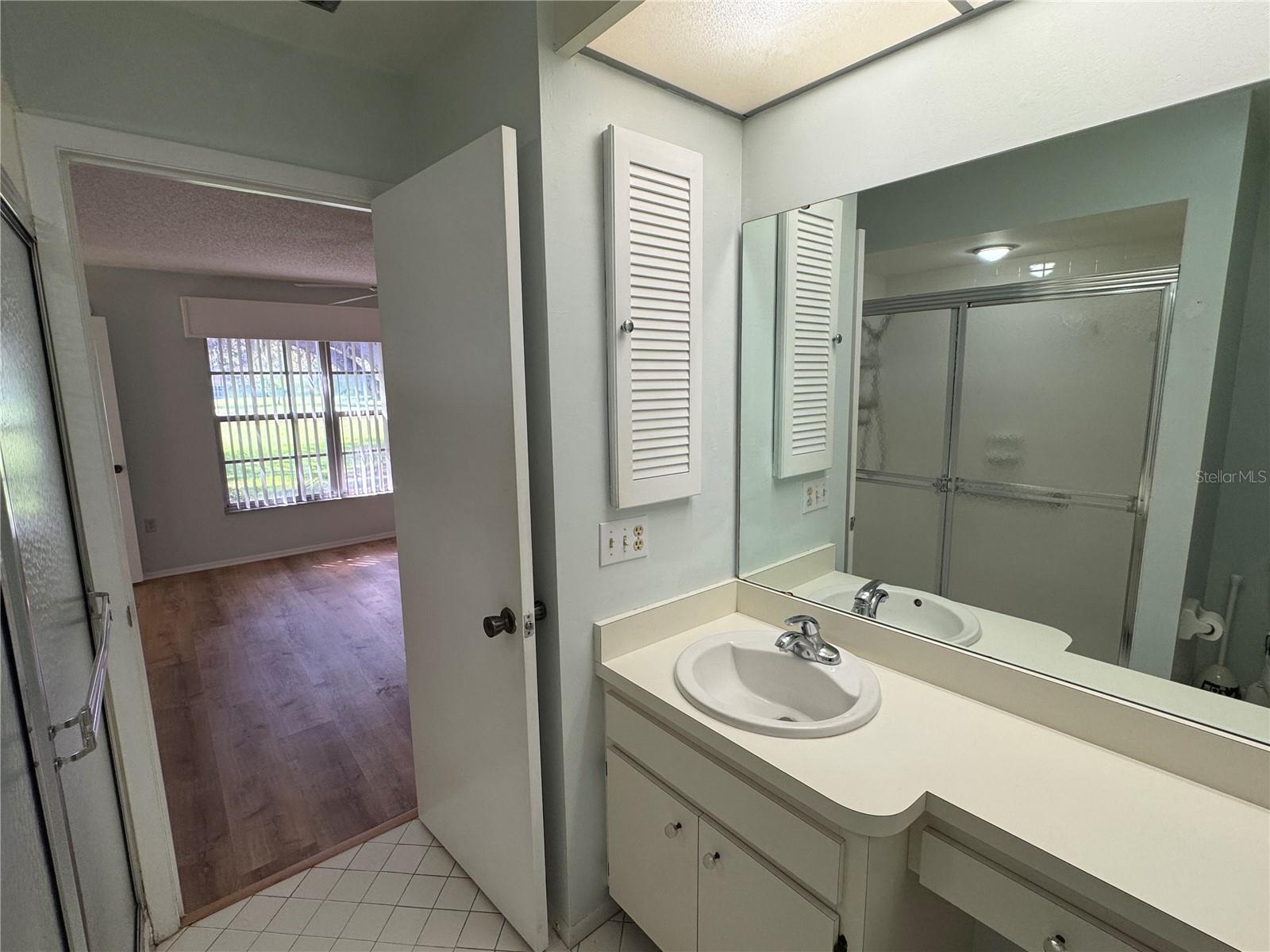 OAKHURST PH II - Residential Lease