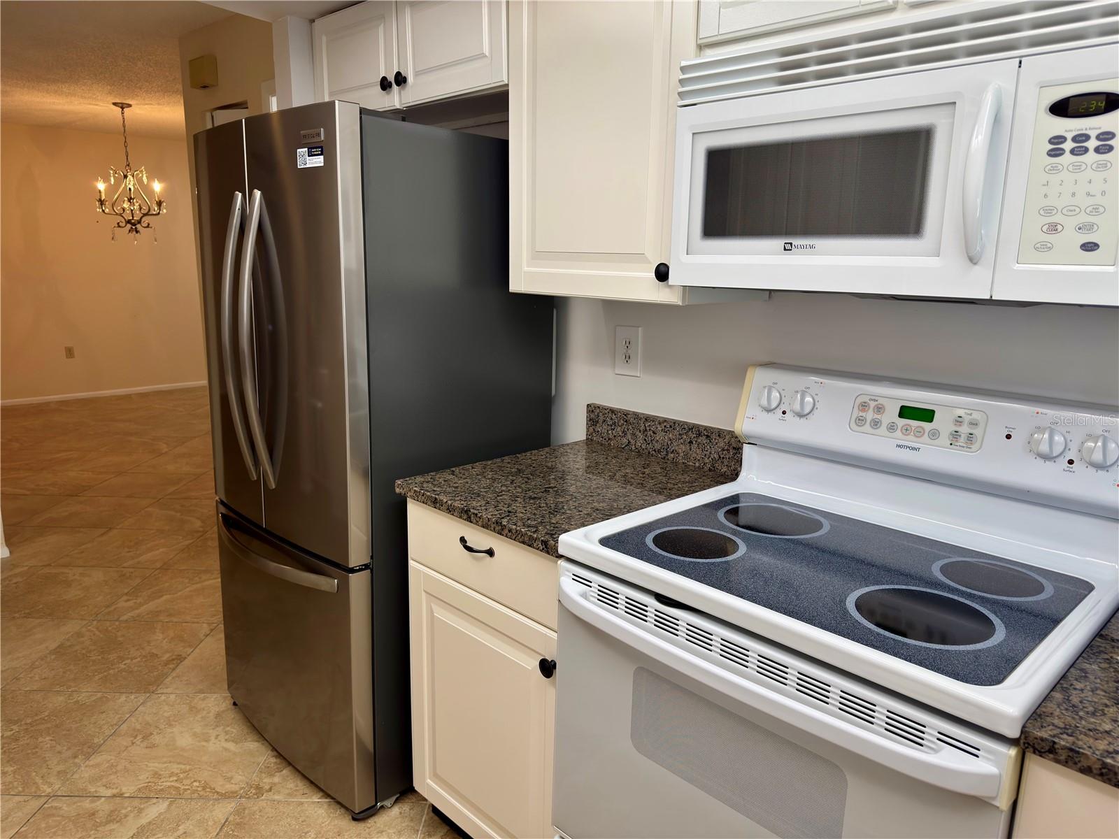 OAKHURST PH II - Residential Lease