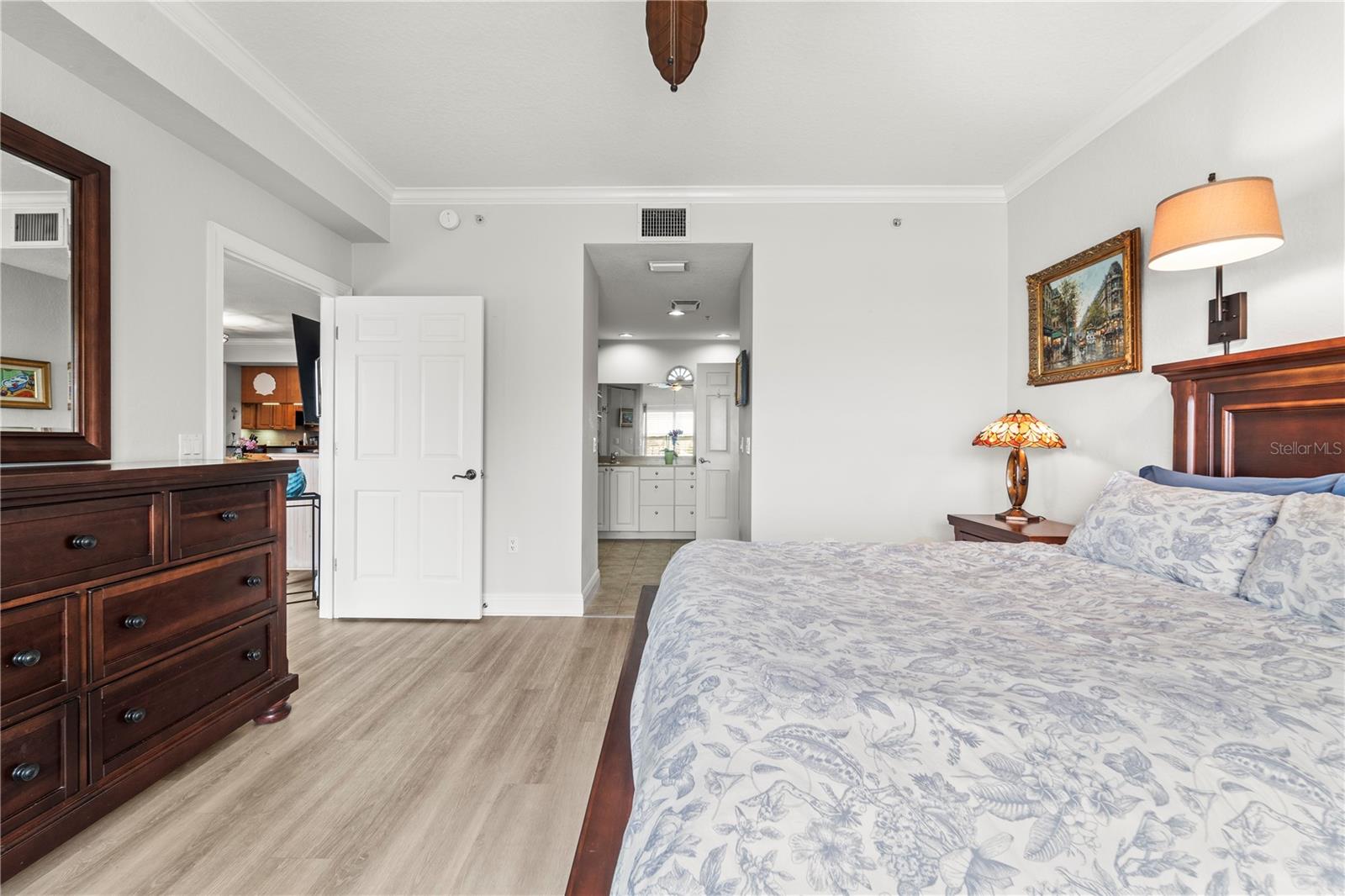 SNUG HARBOUR CONDO - Residential