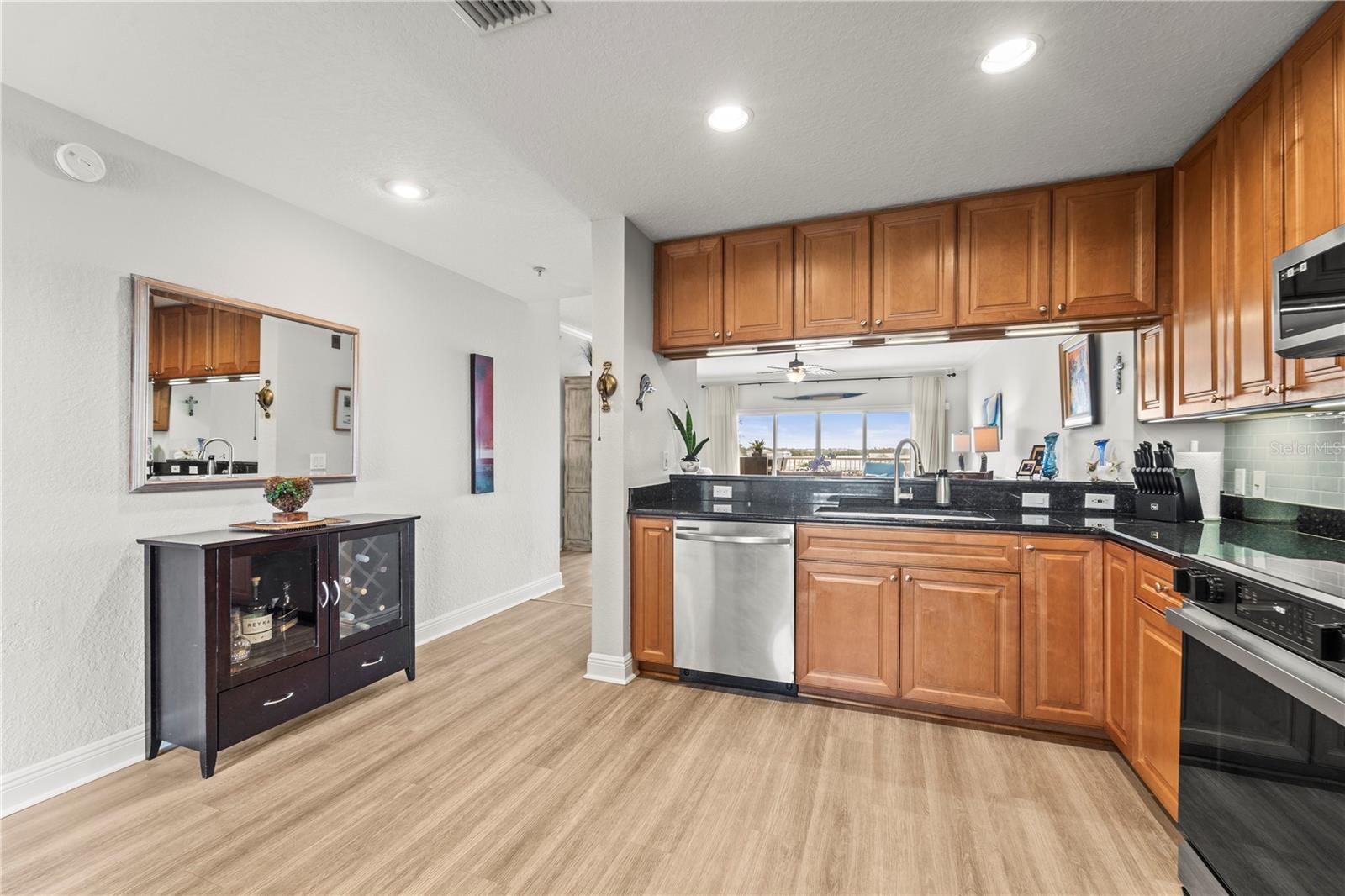 SNUG HARBOUR CONDO - Residential