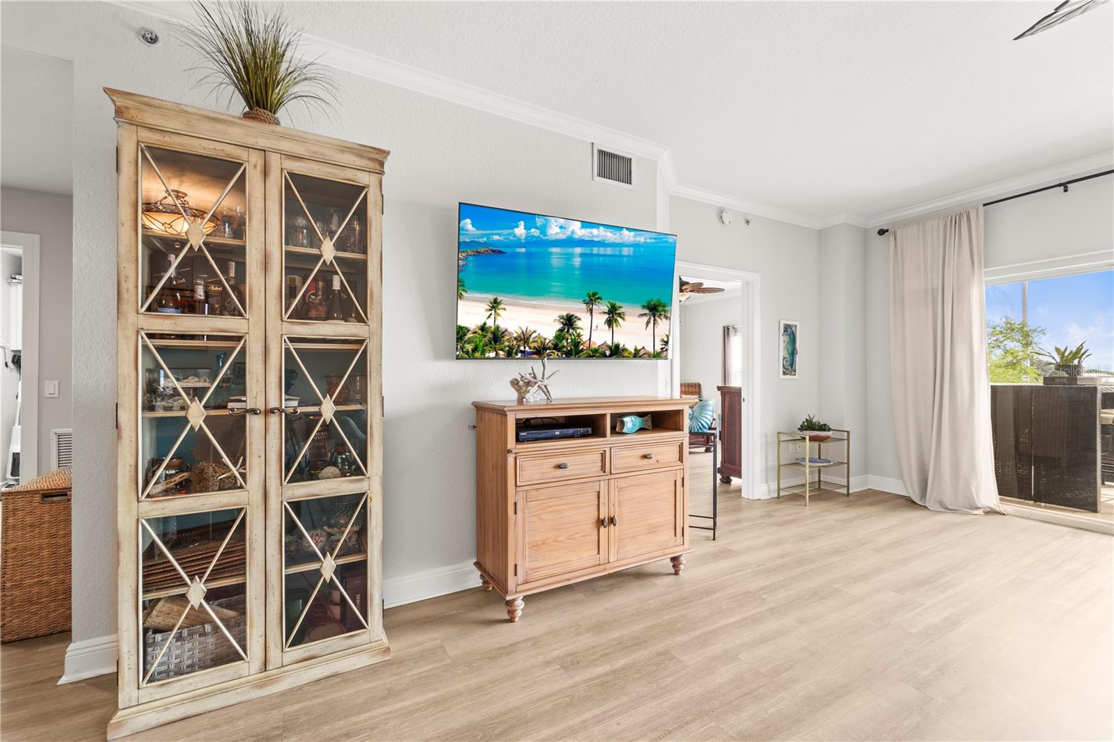 SNUG HARBOUR CONDO - Residential