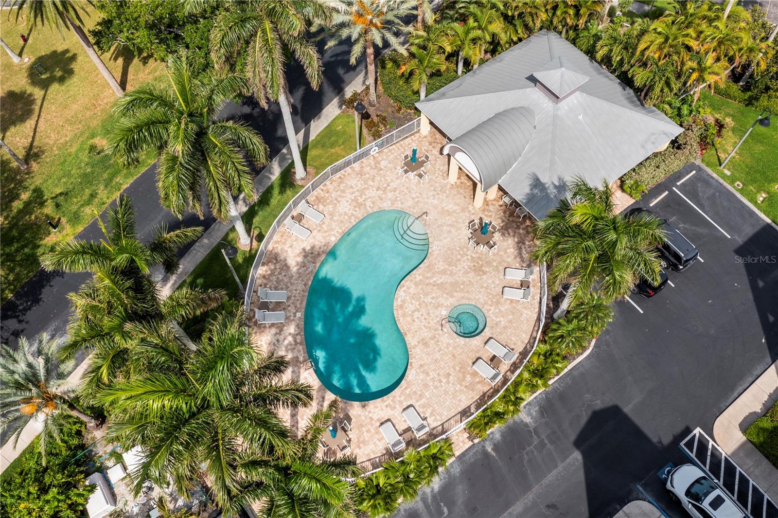 SNUG HARBOUR CONDO - Residential