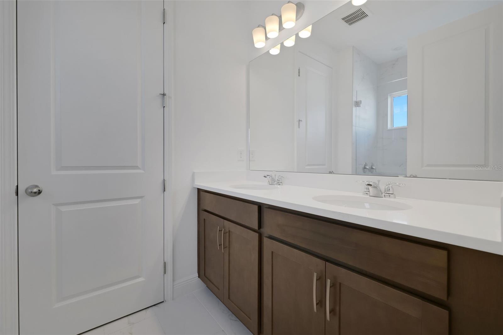 WESLYN PARK PH 2 - Residential