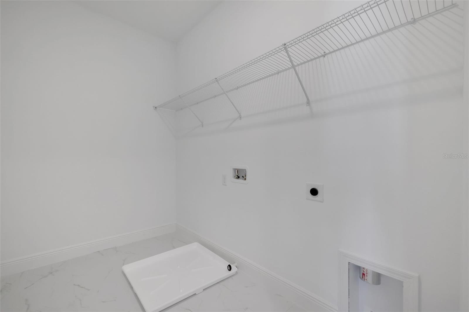 WESLYN PARK PH 2 - Residential