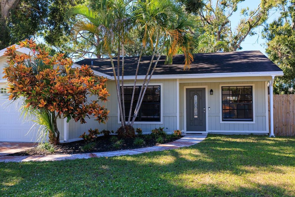 Photo of 1551 N Conrad Avenue, Sarasota, FL 34237 (MLS # A4682799)