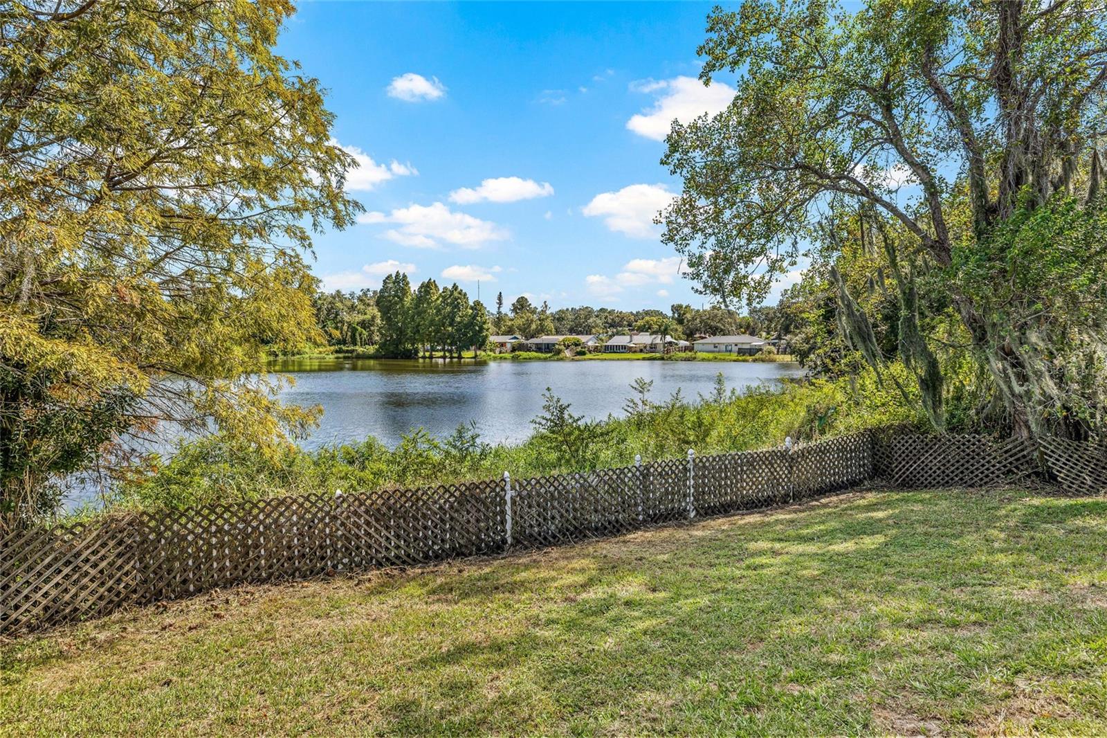 PRESIDENTIAL MANOR UNIT 2B - Residential