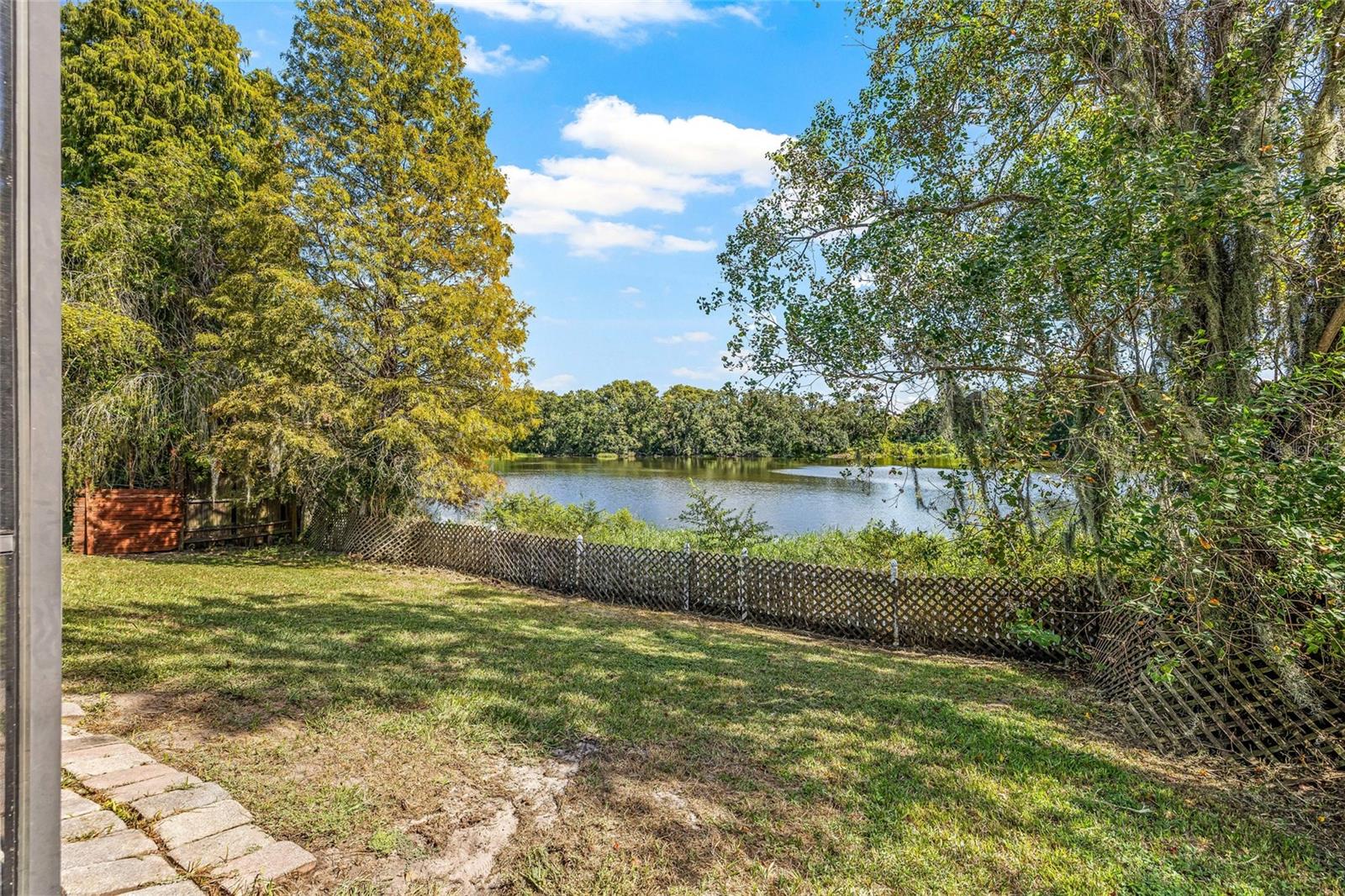 PRESIDENTIAL MANOR UNIT 2B - Residential