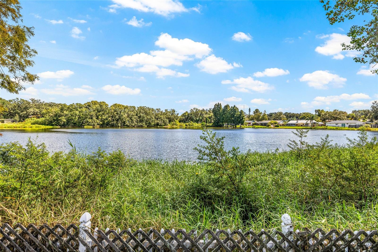 PRESIDENTIAL MANOR UNIT 2B - Residential