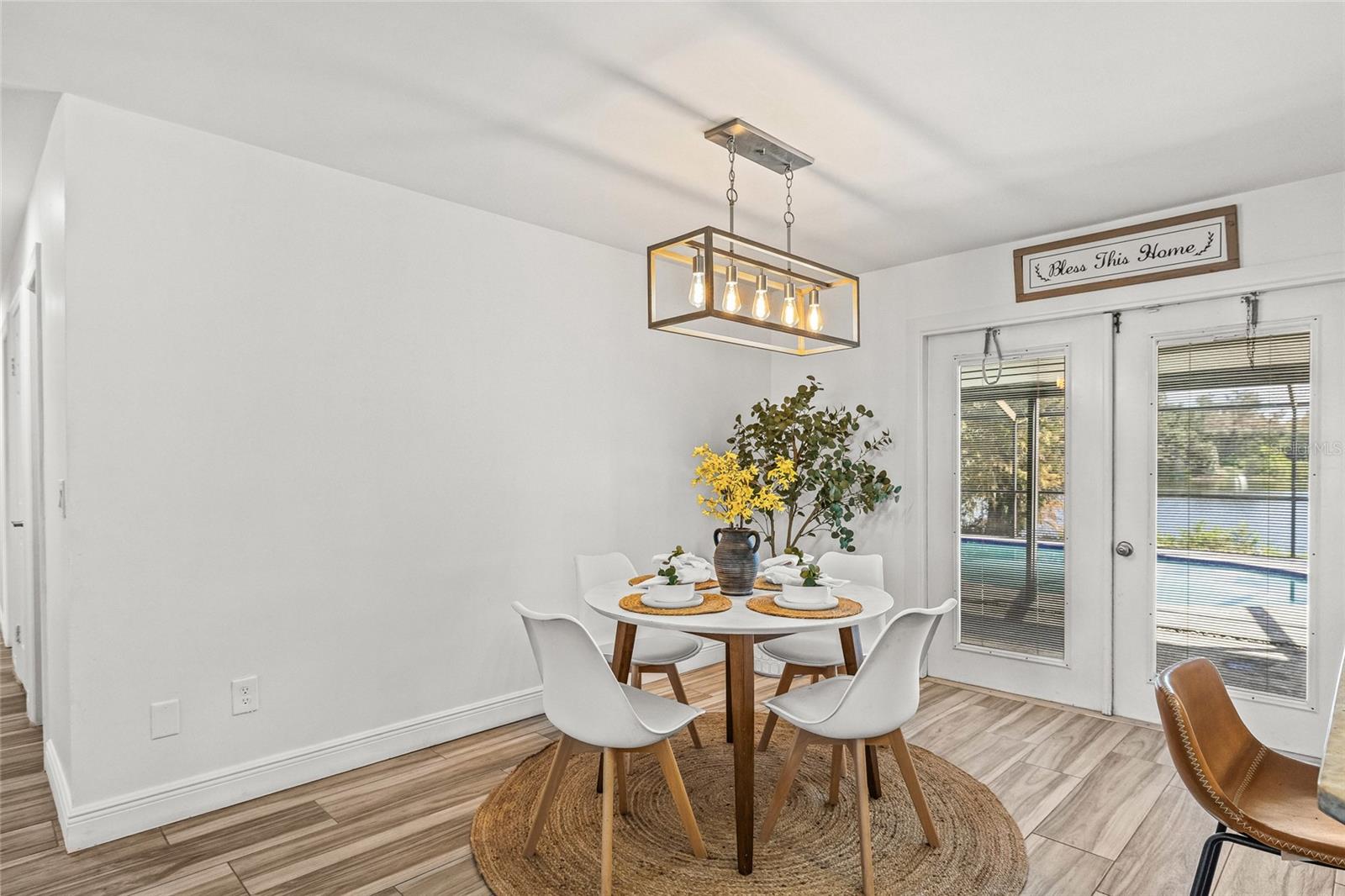 PRESIDENTIAL MANOR UNIT 2B - Residential