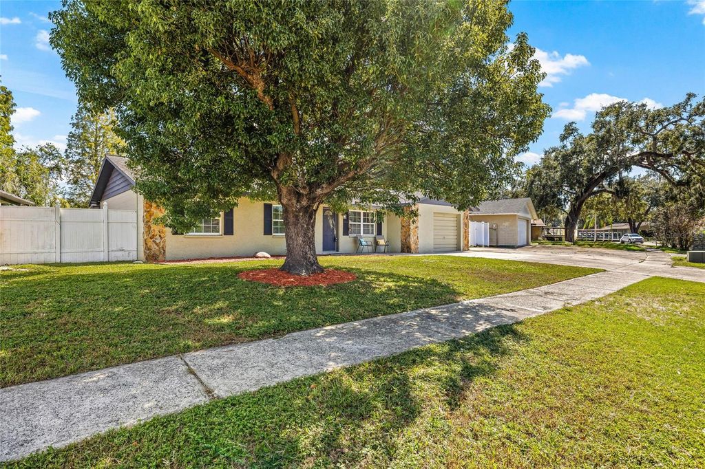 Photo of 5003 Presidential Street, Seffner, FL 33584 (MLS # TB8438855)