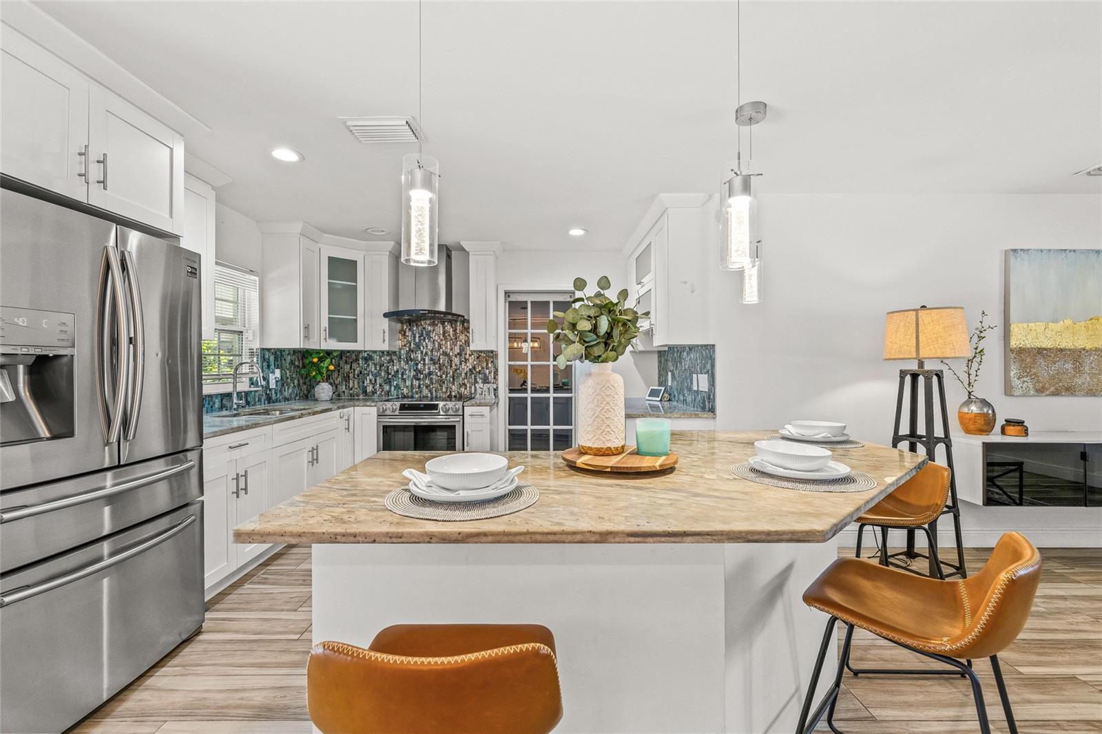 PRESIDENTIAL MANOR UNIT 2B - Residential