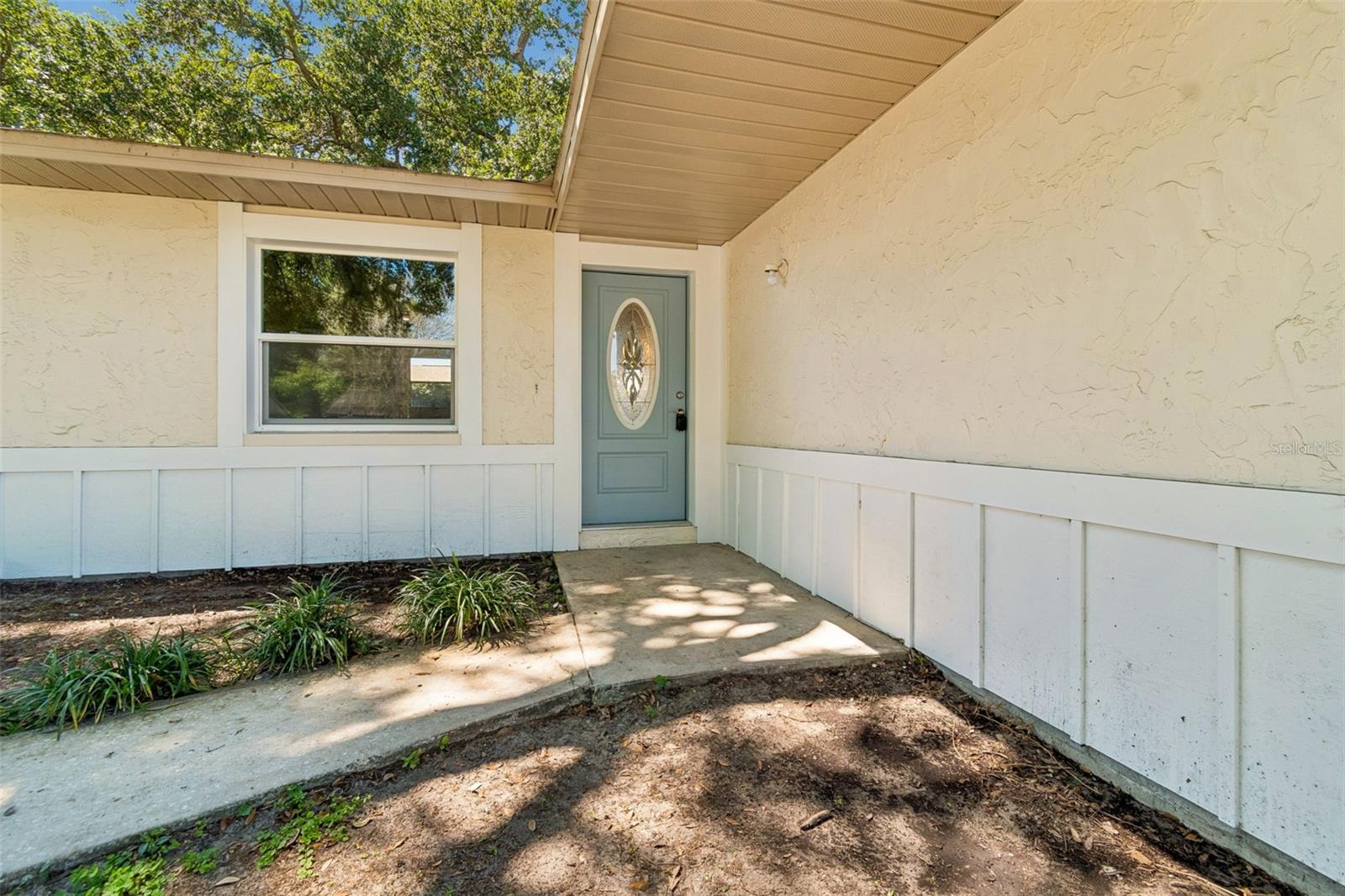 PRESIDENTIAL MANOR - Residential