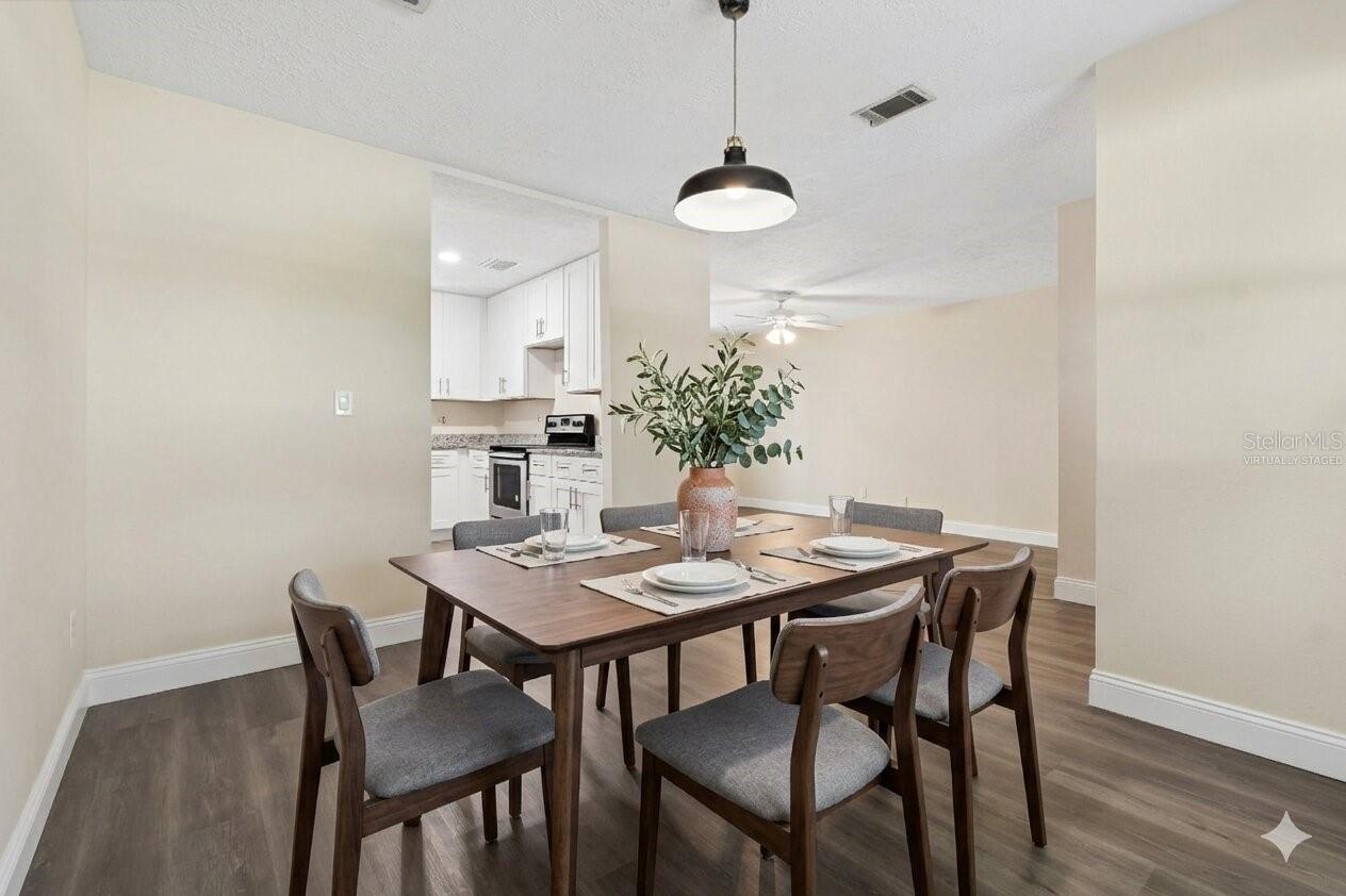 PRESIDENTIAL MANOR - Residential