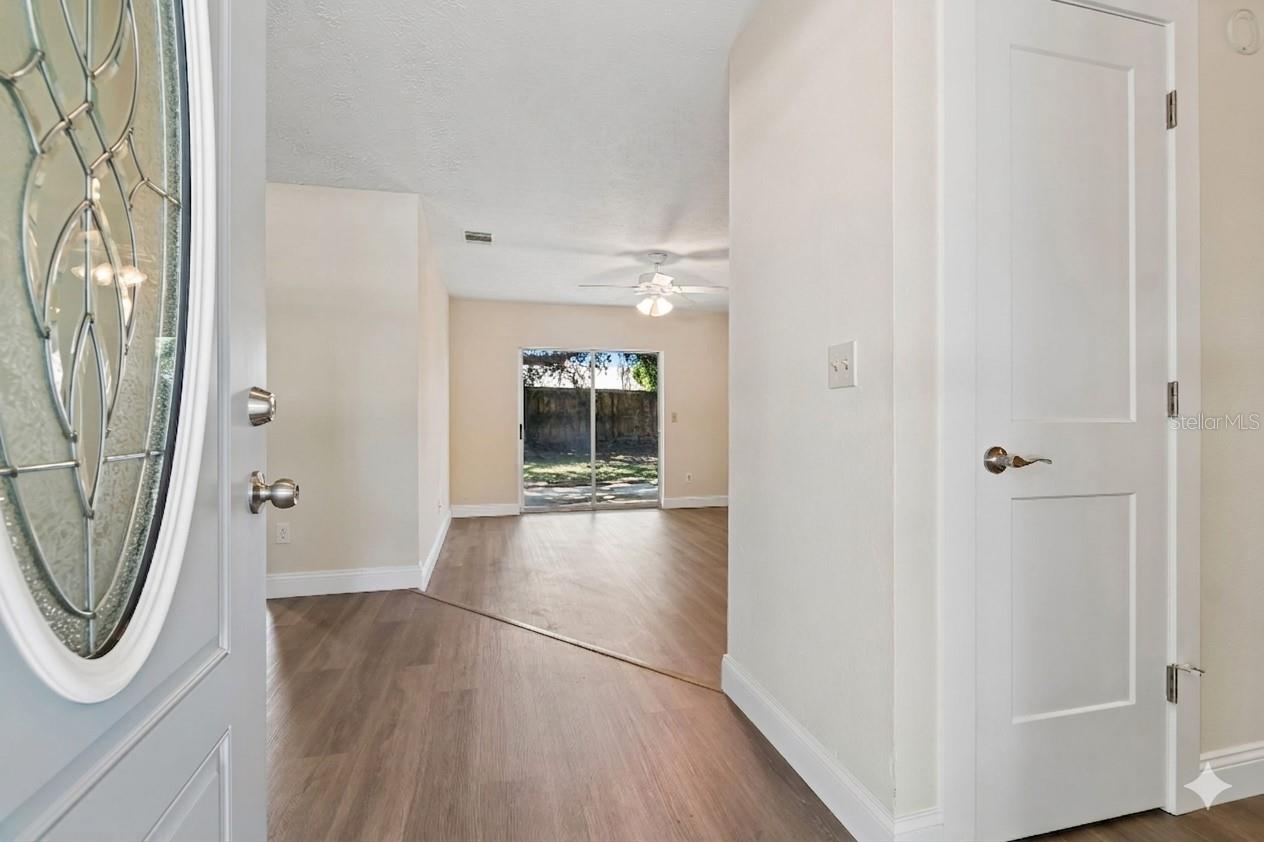 PRESIDENTIAL MANOR - Residential