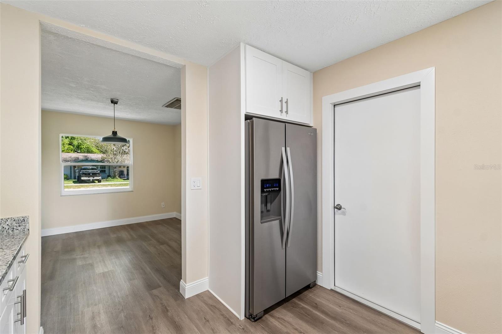 PRESIDENTIAL MANOR - Residential