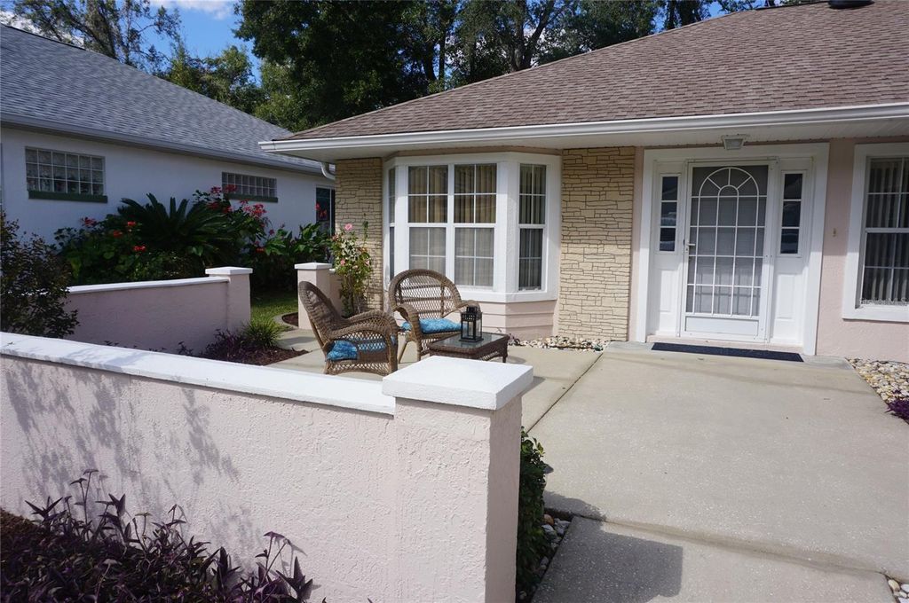 Photo of 11058 SW 69th Circle, Ocala, FL 34476 (MLS # OM711571)