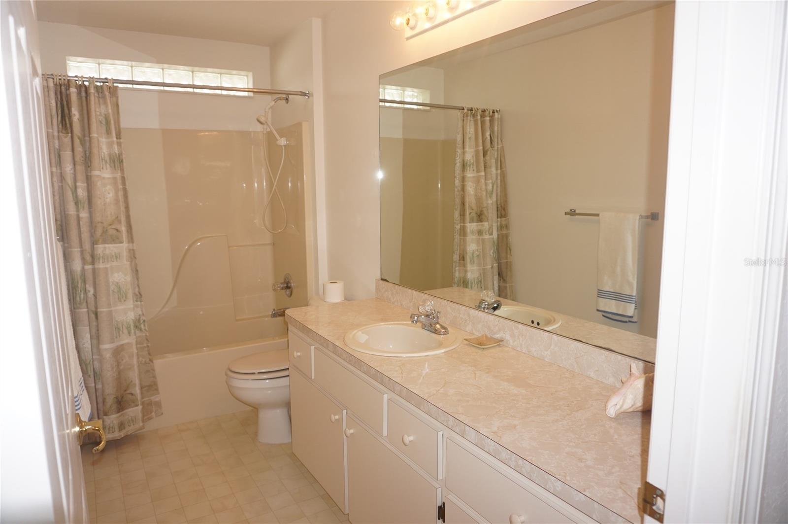 OAK RUN CRESCENT OAKS - Residential