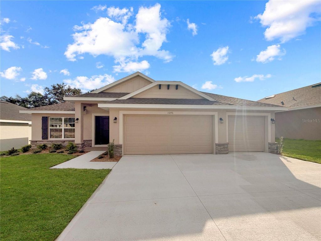 Photo of 1646 Ann Rose Way, Leesburg, FL 34748 (MLS # O6368692)