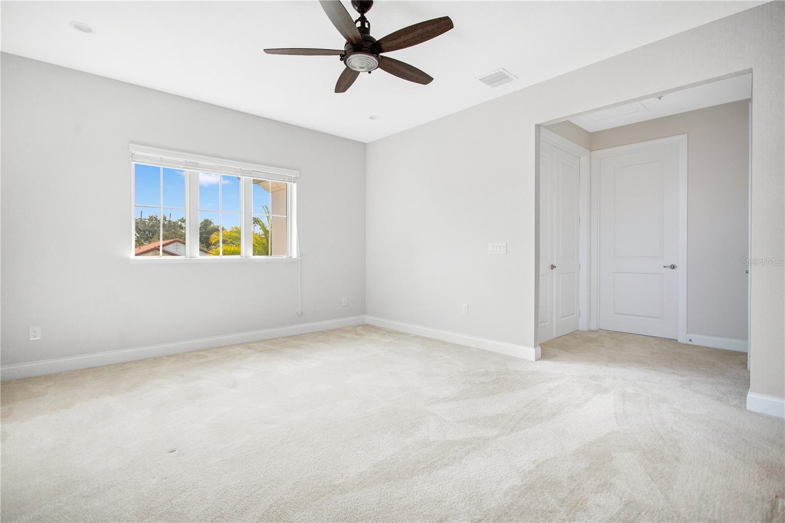 ROYAL CYPRESS PRESERVE-PH 3 - Residential