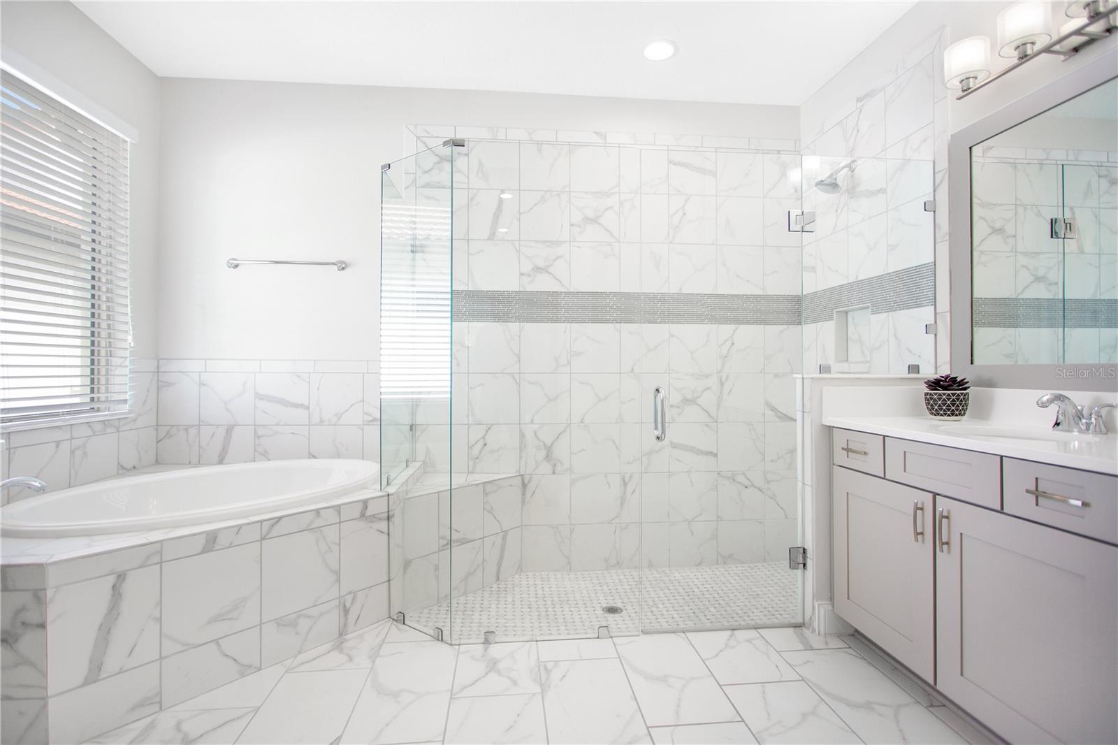 ROYAL CYPRESS PRESERVE-PH 3 - Residential