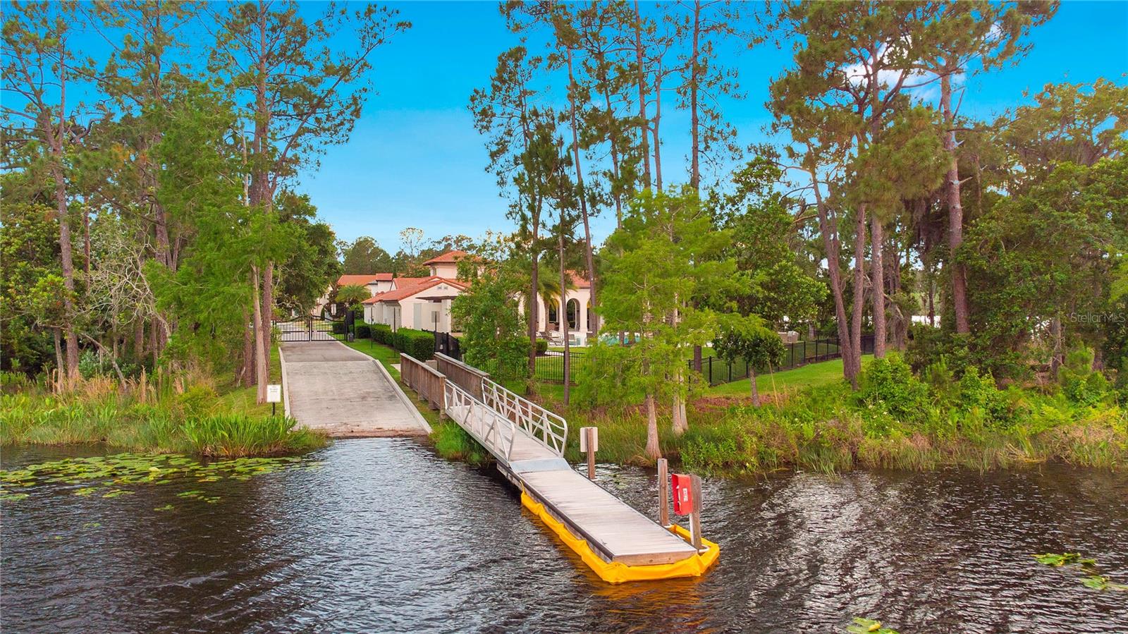 ROYAL CYPRESS PRESERVE-PH 3 - Residential