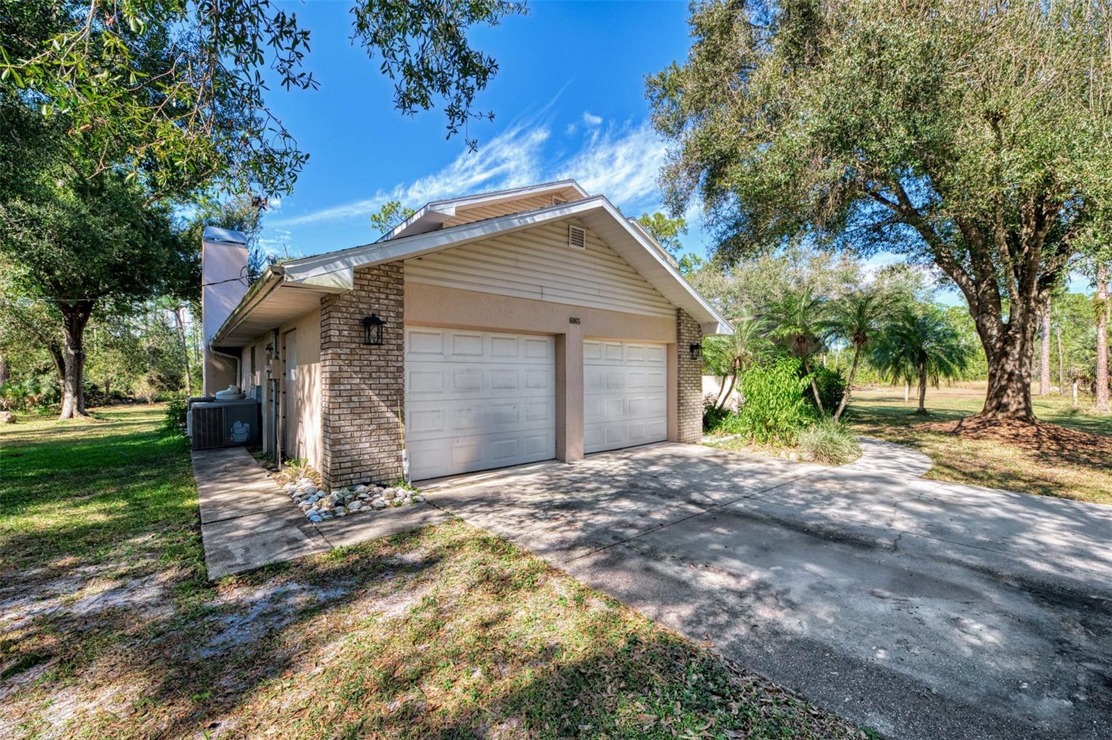 NORTH PORT CHARLOTTE ESTATES - Residential