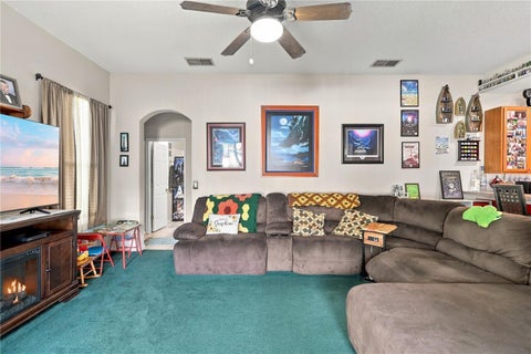 439 Fieldstream Boulevard, Orlando, FL 32825