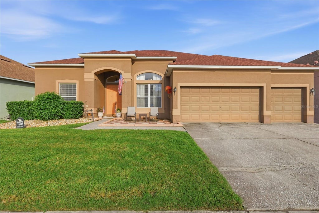Photo of 439 Fieldstream Boulevard, Orlando, FL 32825 (MLS # O6448424)