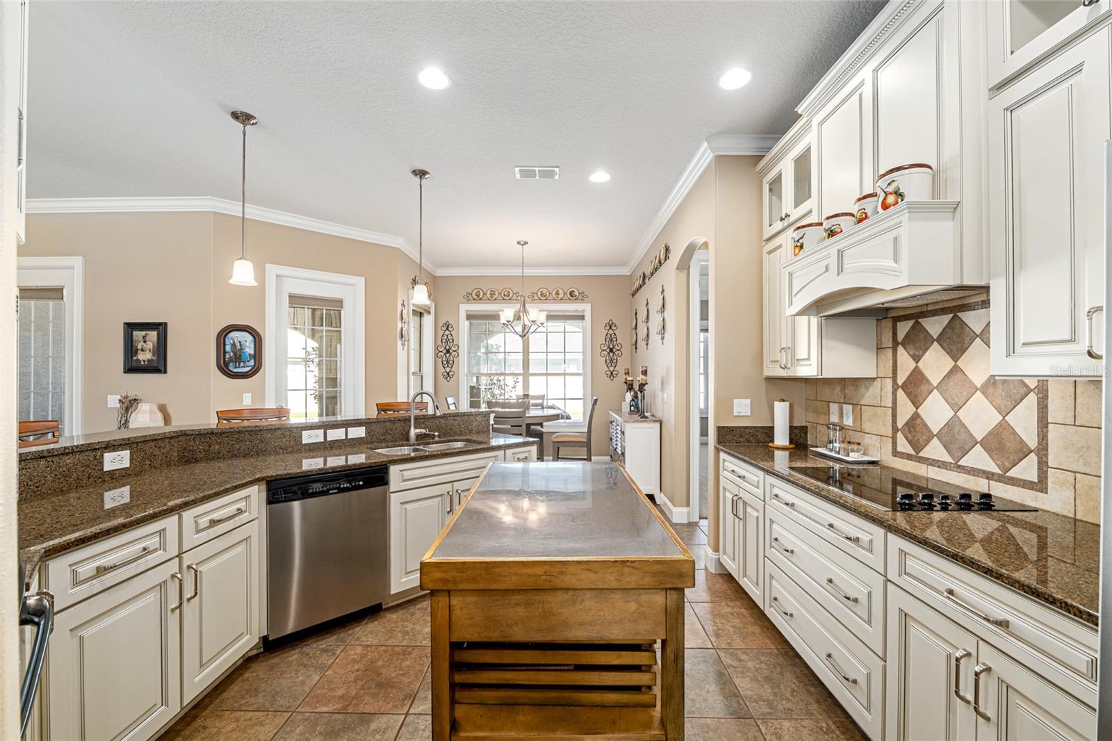 EVERGREEN ESTATES - Residential