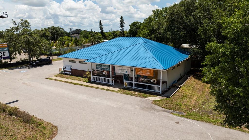 Photo of 11331 Us 301 Hwy, Riverview, FL 33578 (MLS # TB8510850)