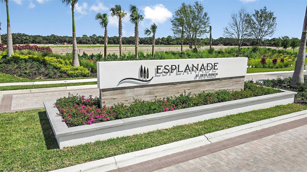 Photo of 7632 Moonbeam Avenue, Sarasota, FL 34241 (MLS # A4710918)
