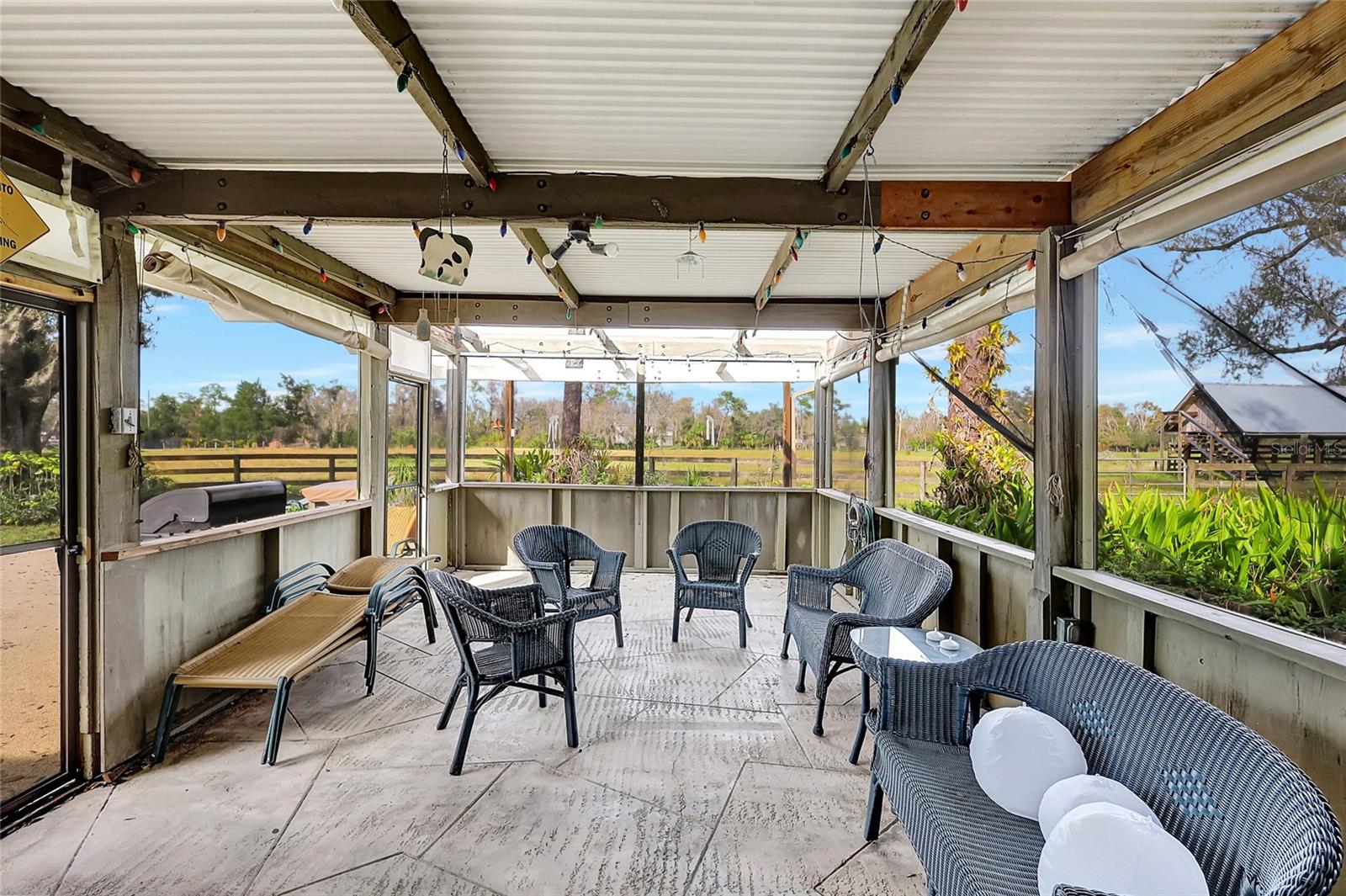 HIDDEN RIVER REP - Residential