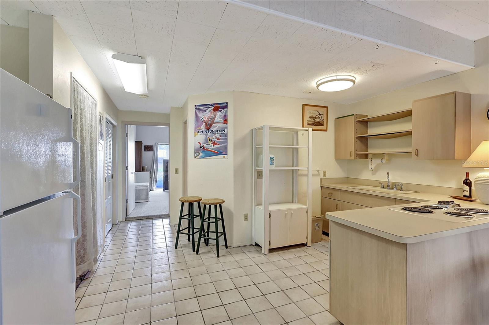 HIDDEN RIVER REP - Residential