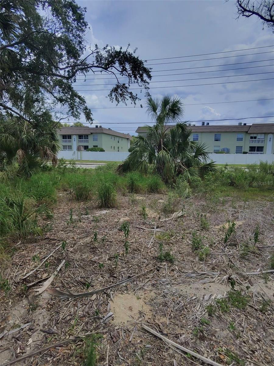190 MERES BOULEVARD