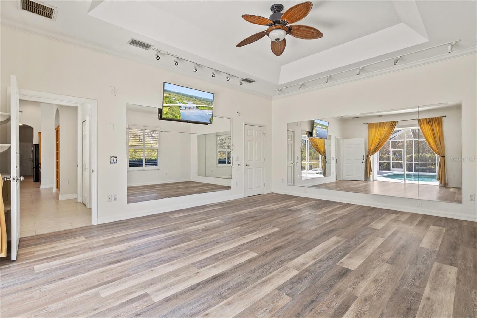 TWIN RIVERS PH I - Residential