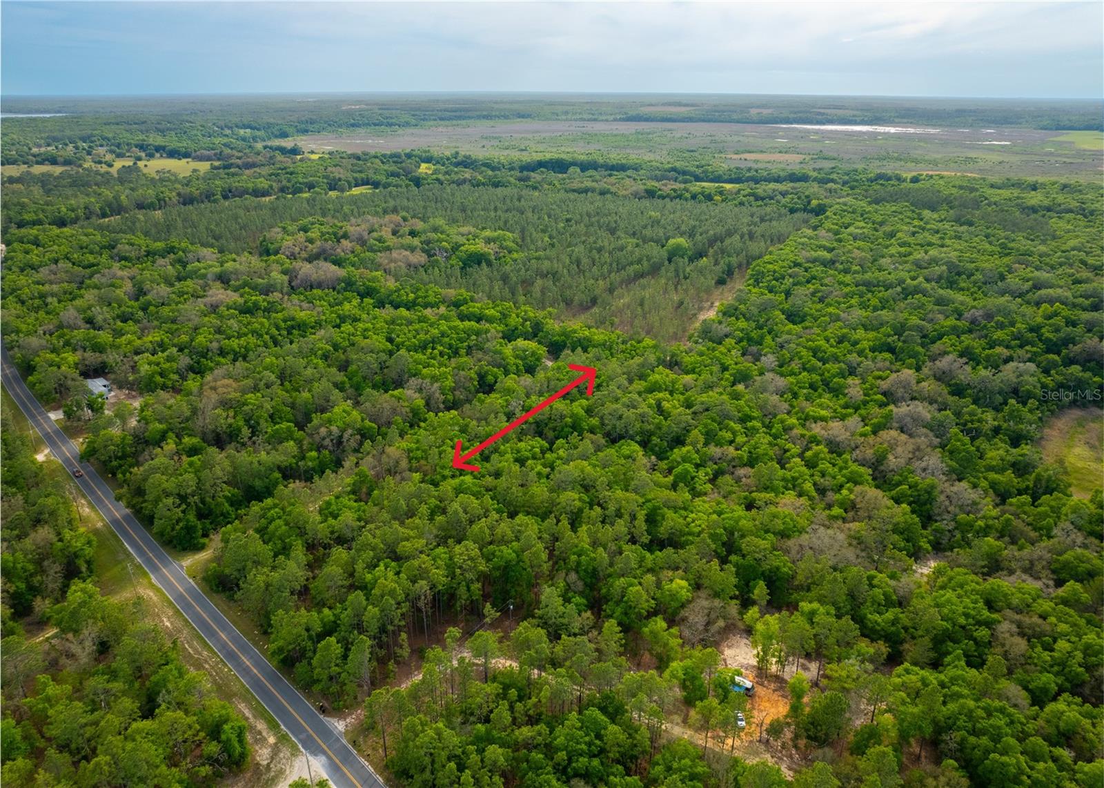 WEST LAKE FOREST - Land