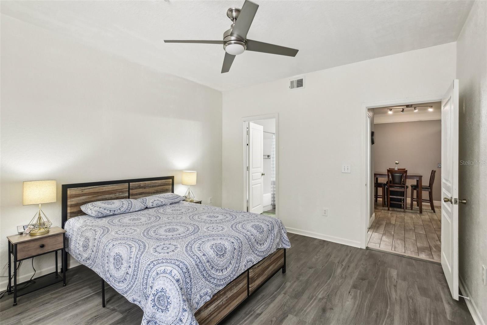 JADE AT TAMPA PALMS A CONDOMIN - Residential